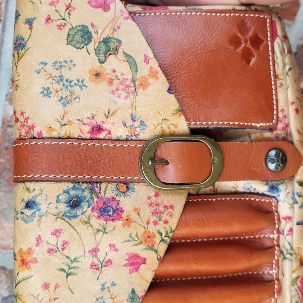 Patricia Nash Prairie Rose Praga Flap Crossbody  - Picture 11 of 16
